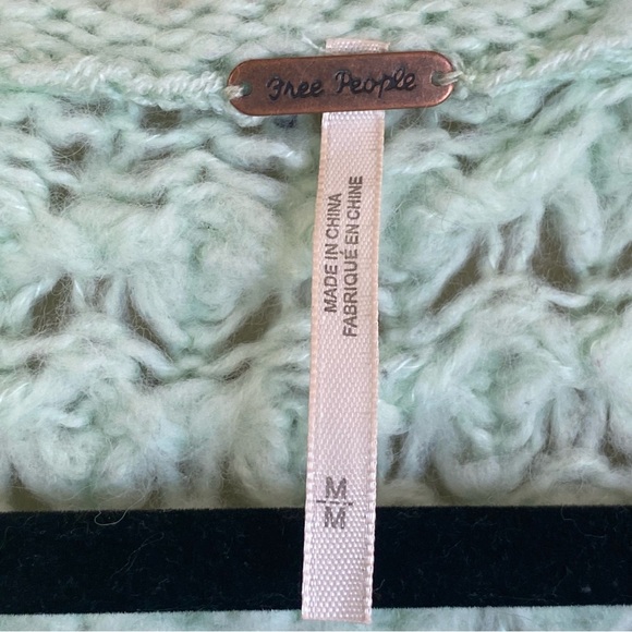 Free People Size M Crashing Waves Oversized Mint Green Open Weave Sweater - Picture 4 of 8